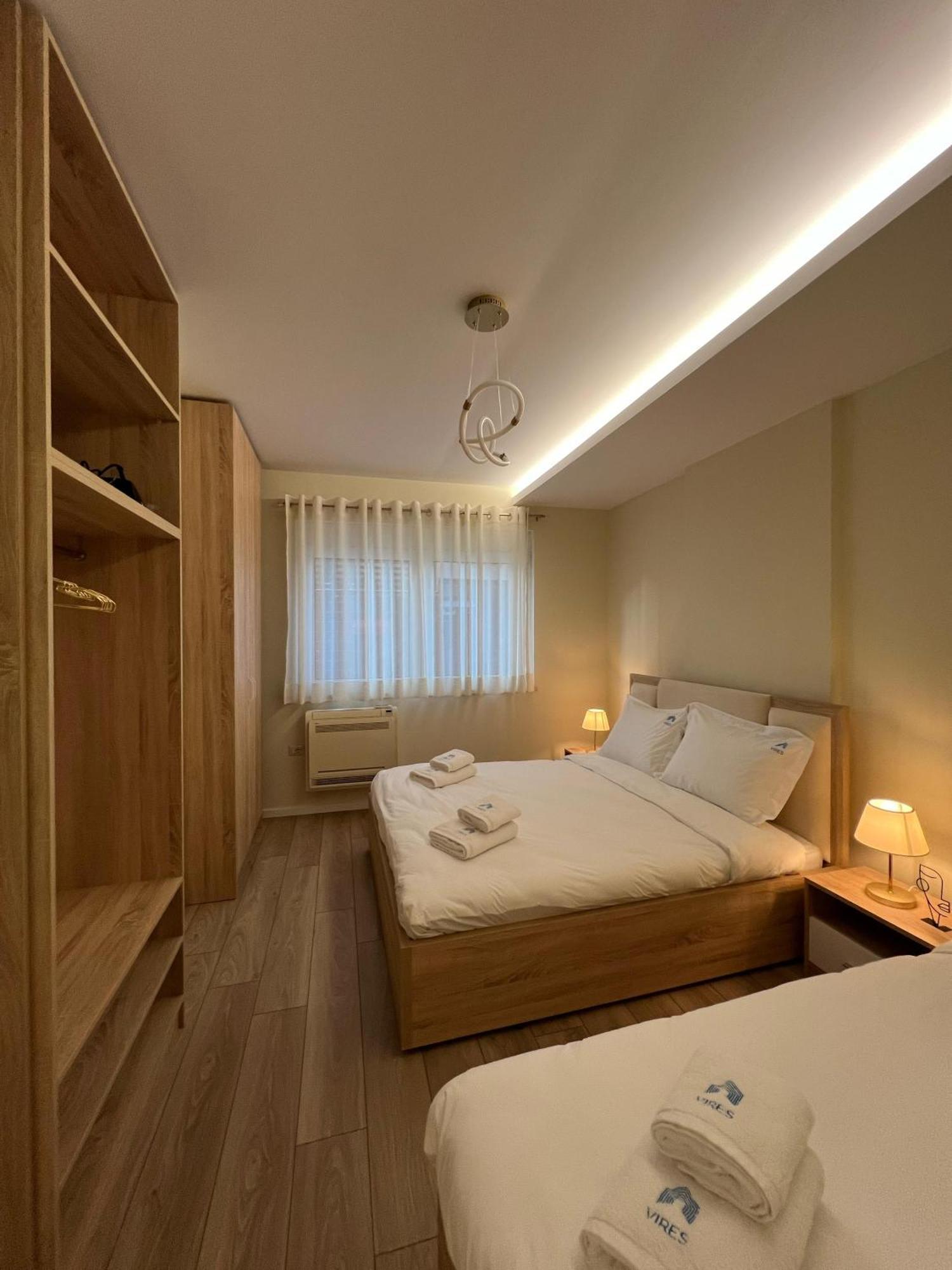 Metropolitan Charm: Cozy 1Br In 7Min To Skanderbeg Appartement Tirana Buitenkant foto