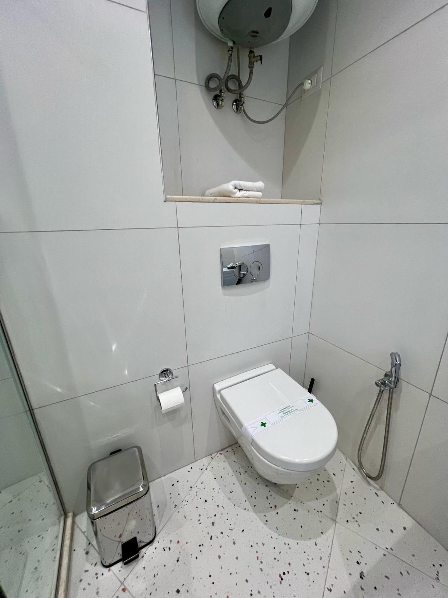 Metropolitan Charm: Cozy 1Br In 7Min To Skanderbeg Appartement Tirana Buitenkant foto