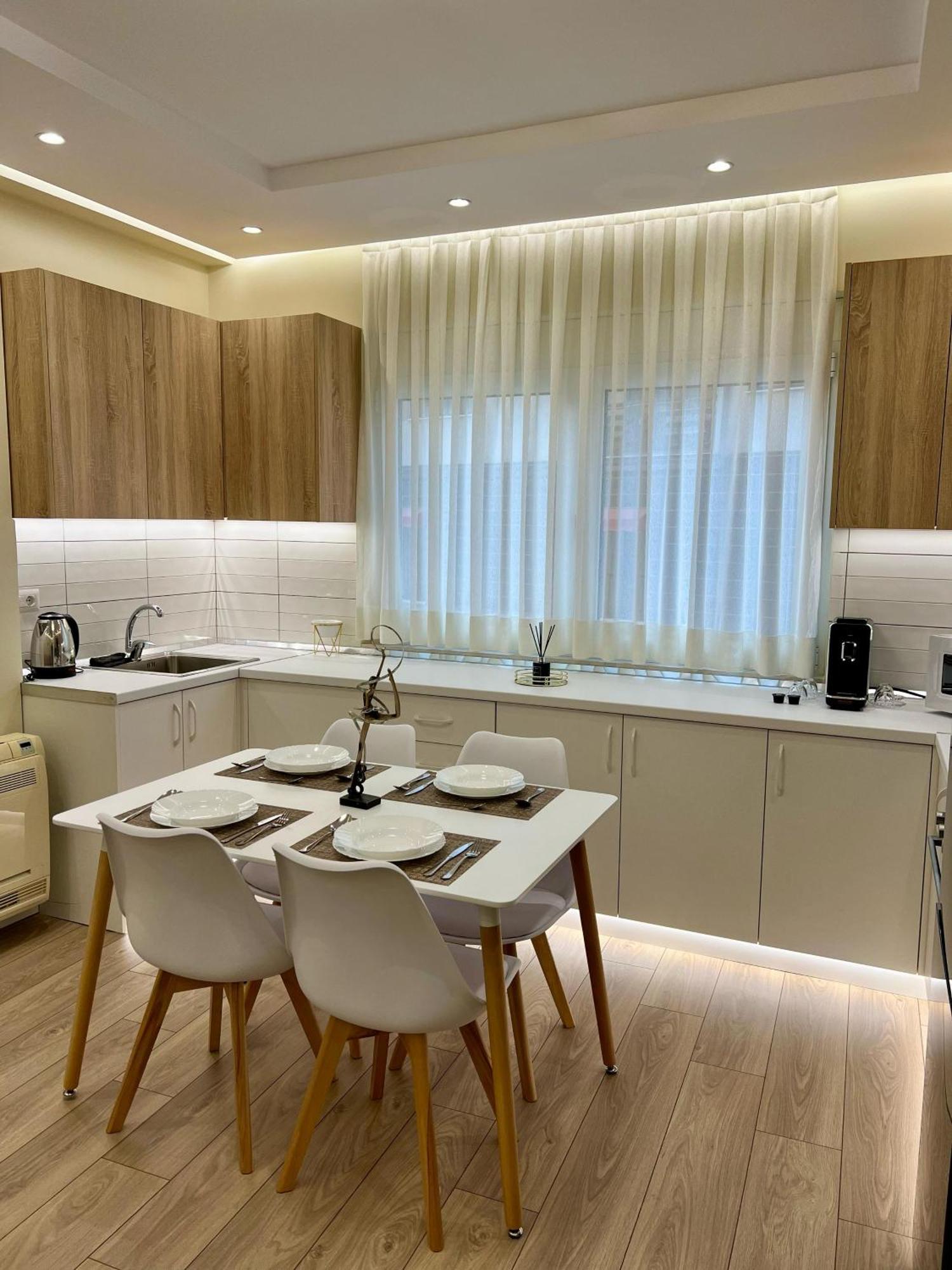 Metropolitan Charm: Cozy 1Br In 7Min To Skanderbeg Appartement Tirana Buitenkant foto